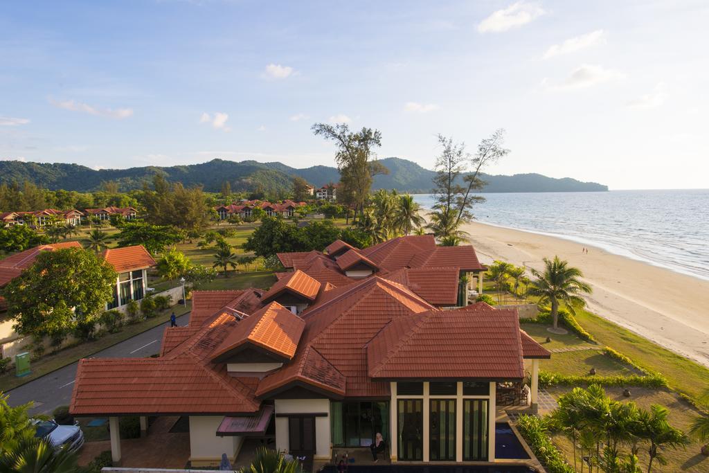 Sabah Beach Villas & Suites Kota Kinabalu Exterior photo