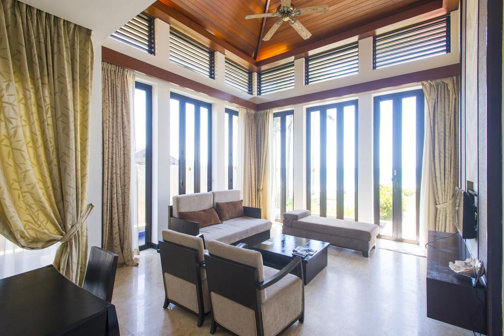 Sabah Beach Villas & Suites Kota Kinabalu Exterior photo