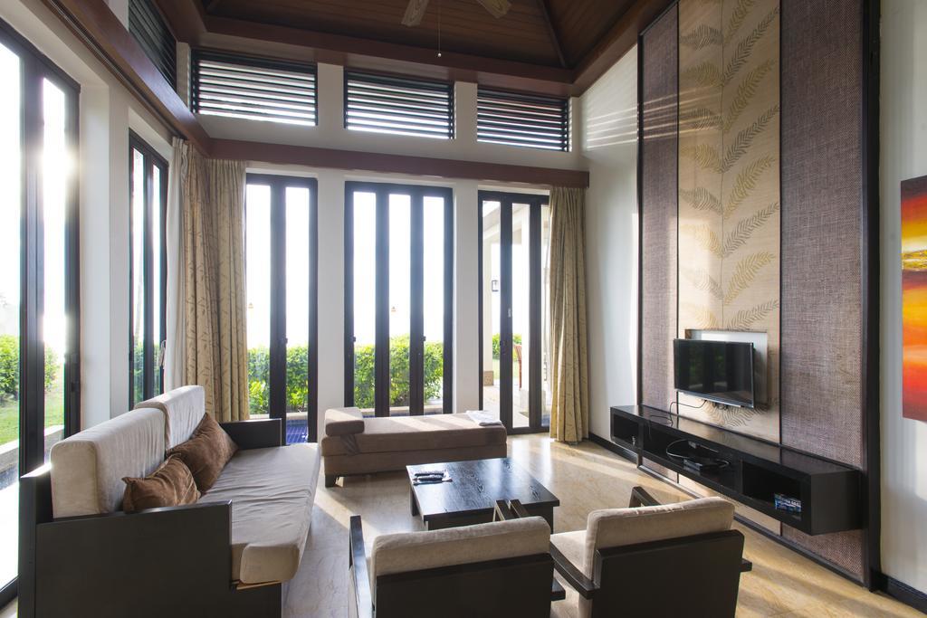 Sabah Beach Villas & Suites Kota Kinabalu Exterior photo