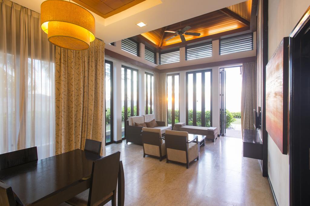 Sabah Beach Villas & Suites Kota Kinabalu Exterior photo