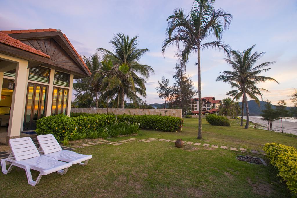 Sabah Beach Villas & Suites Kota Kinabalu Exterior photo