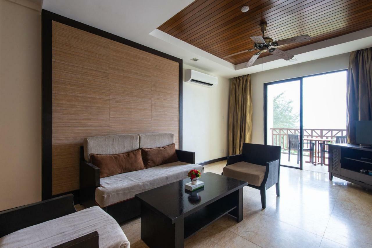 Sabah Beach Villas & Suites Kota Kinabalu Exterior photo
