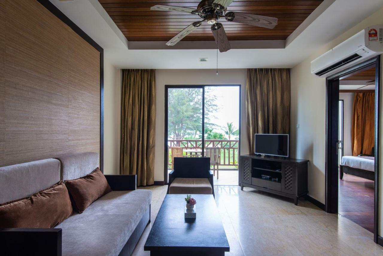 Sabah Beach Villas & Suites Kota Kinabalu Exterior photo